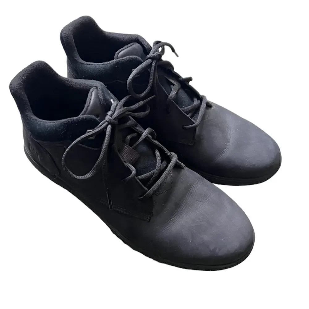Caterpillar Men’s Leather Chukka Boots Black Size 12 Cat Shoes